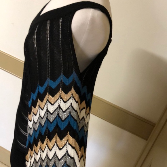 NEW bebe Cold shoulder batwing delicate sweater S - Picture 3 of 10